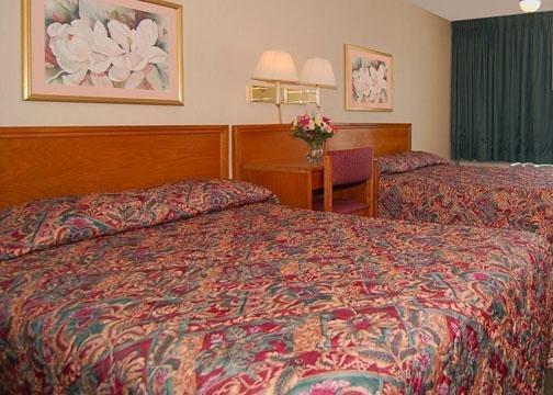 Econo Lodge Near Potomac Mills Вудбридж Екстер'єр фото